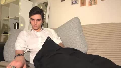 Mark online show from November 29, 2:53 pm