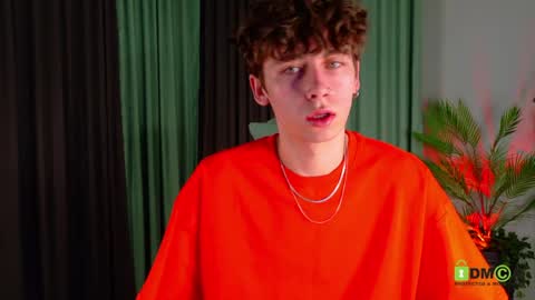 Mark online show from April 18, 5:17 pm