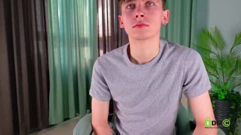 Mark online show from April 25, 12:30 pm