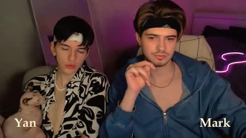 Mark online show from September 27, 7:52 pm