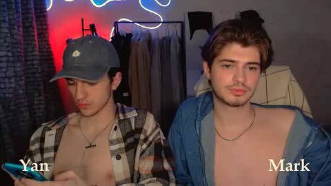 Mark online show from October 24, 3:52 pm