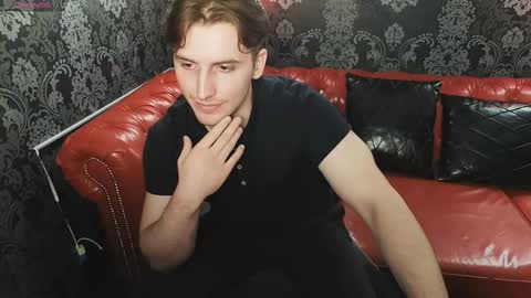 Snapshot of mark_yeti chatting on November 12, 1:00 pm Mark online show from November 12, 1:00 pm