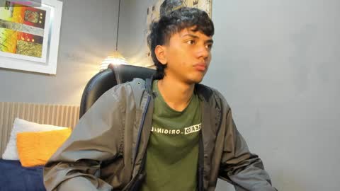 markbowie online show from April 4, 12:24 pm