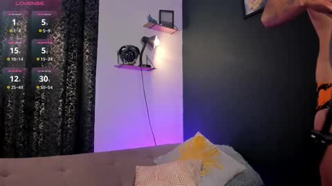 Mark Santos online show from October 30, 3:35 pm