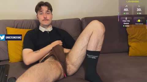 Snapshot of marksibul chatting on September 9, 12:21 am marksibul online show from September 9, 12:21 am