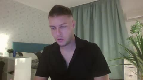 Snapshot of markster9696 chatting on October 11, 7:45 pm markster9696 online show from October 11, 7:45 pm