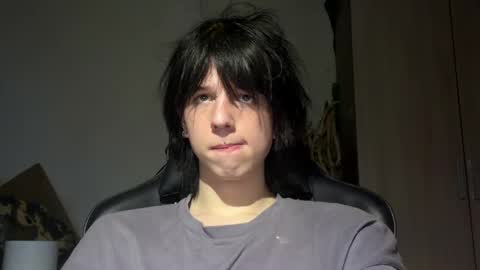 Mark online show from April 21, 8:44 pm