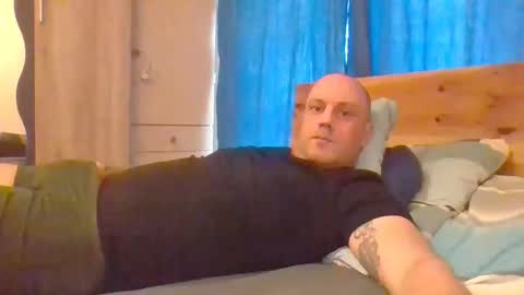 markus_7 online show from November 27, 10:28 am