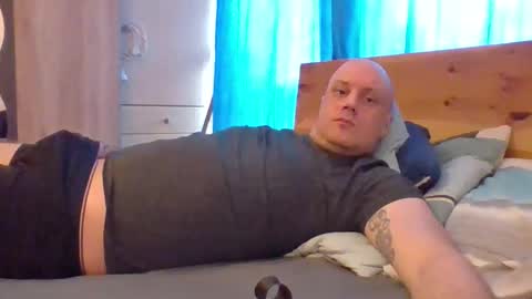 Snapshot of markus_7 chatting on February 20, 9:43 am markus_7 online show from February 20, 9:43 am