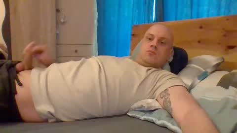 Snapshot of markus_7 chatting on May 16, 6:32 am markus_7 online show from May 16, 6:32 am