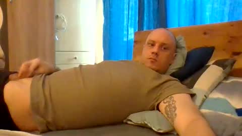 Snapshot of markus_7 chatting on June 8, 1:44 pm markus_7 online show from June 8, 1:44 pm