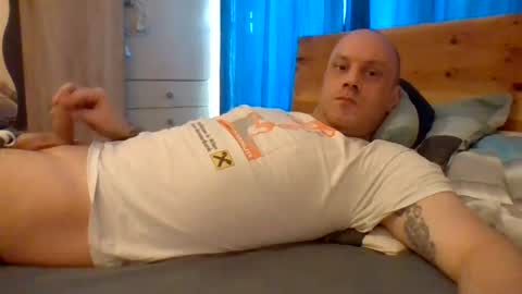 markus_7 online show from June 19, 6:18 am