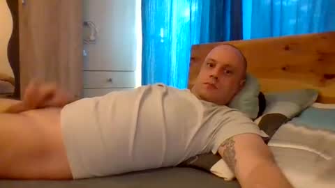 markus_7 online show from June 25, 7:35 am