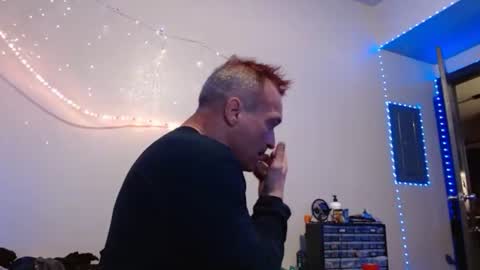 Snapshot of markymark515 chatting on February 17, 2:42 am MarkyMark7169 online show from February 17, 2:42 am