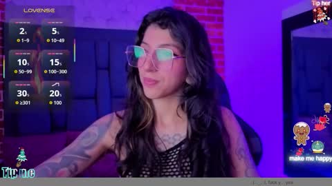 Snapshot of marllena chatting on December 18, 12:33 pm mar online show from December 18, 12:33 pm