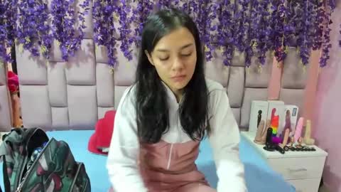 Marly Anal  online show from December 17, 1:49 pm