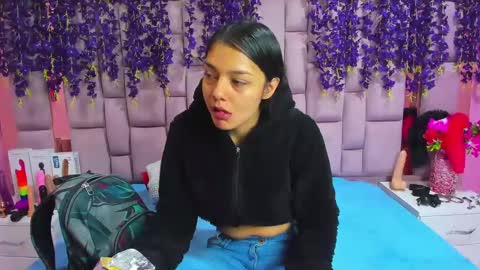 Marly Anal  online show from January 4, 12:59 pm
