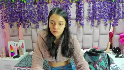 Marly Anal  online show from January 17, 1:24 pm