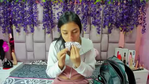 Marly Anal  online show from February 24, 1:31 pm