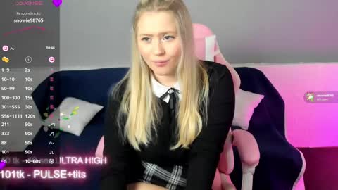 Snapshot of marmel199 chatting on January 14, 8:26 pm Liza online show from January 14, 8:26 pm