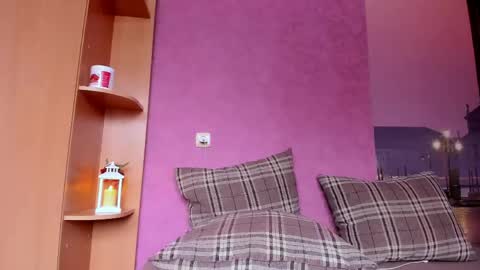 -- Mari -- online show from March 12, 7:58 am