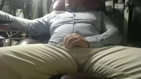 only fans marrieddad19751975 online show from February 23, 8:06 pm