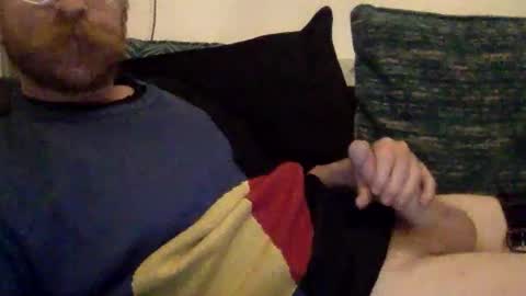 Snapshot of marriedmannextdoor chatting on September 8, 8:19 pm marriedmannextdoor online show from September 8, 8:19 pm