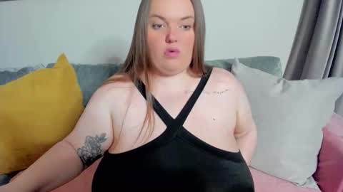 Mary online show from October 18, 7:03 pm