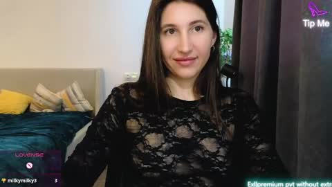 marrycolins online show from April 23, 3:08 am