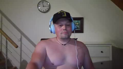 mars0481 online show from May 2, 12:59 am