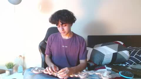 Snapshot of mars_miller chatting on December 7, 4:31 am Mars online show from December 7, 4:31 am