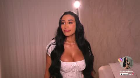     online show from February 18, 10:03 pm