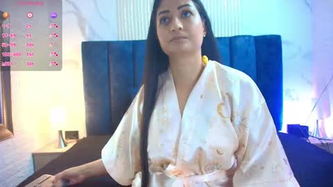 marscarlett online show from December 19, 11:28 am