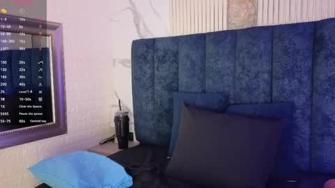 marscarlett online show from April 5, 1:30 pm