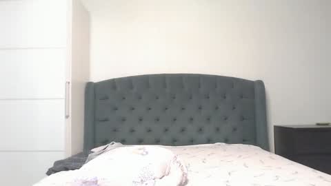 Snapshot of marselle_looker chatting on December 8, 12:08 pm Marselle online show from December 8, 12:08 pm