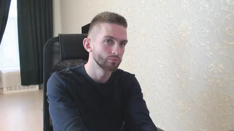 Snapshot of marselle_looker chatting on January 18, 7:17 am Marselle online show from January 18, 7:17 am