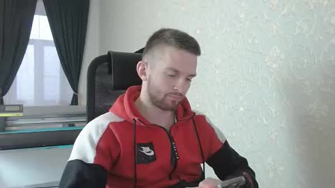 Snapshot of marselle_looker chatting on November 23, 11:54 am Marselle online show from November 23, 11:54 am