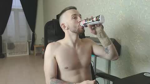 Snapshot of marselle_looker chatting on November 29, 11:57 am Marselle online show from November 29, 11:57 am