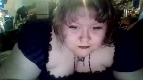 Snapshot of marshallmarx517 chatting on March 28, 11:37 pm marshallmarx517 online show from March 28, 11:37 pm