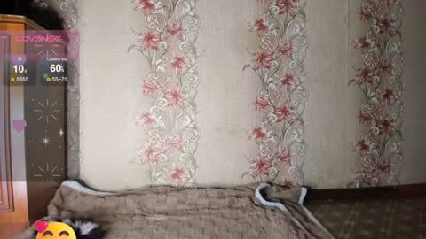 Snapshot of marshmallow_xxx chatting on December 21, 8:10 pm Elsa Lovense Lush is active Open Pvt Welcome to the world of pleasure online show from December 21, 8:10 pm