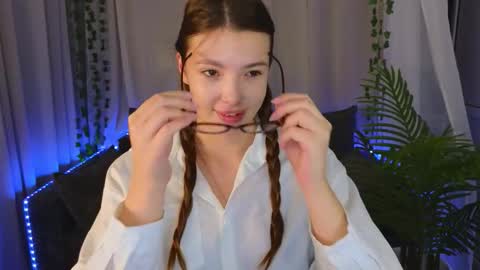 marshmelany online show from October 18, 1:30 am
