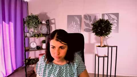 martaedams online show from June 9, 5:08 am