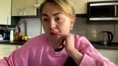 Marta online show from April 22, 9:11 am