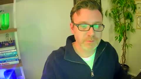 martcb1313 online show from April 21, 1:42 am