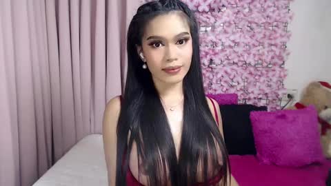 Snapshot of martha_fox chatting on March 1, 9:29 am DONT FORGET TO FOLLOW ME AND GIVE ME A THUMBS UP GUYS- martha online show from March 1, 9:29 am