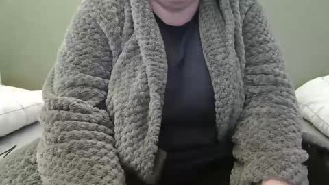 Snapshot of marthabriest chatting on February 13, 12:11 pm Martha online show from February 13, 12:11 pm