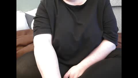 Snapshot of marthabriest chatting on March 10, 9:32 am Martha online show from March 10, 9:32 am