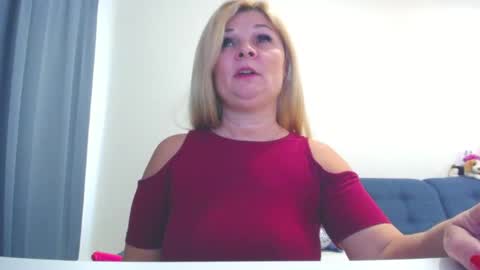 Martha online show from December 8, 9:57 am