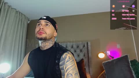 Snapshot of martin_colby05 chatting on October 29, 12:35 am ONLYFANS Sotoandres modelo independiente online show from October 29, 12:35 am