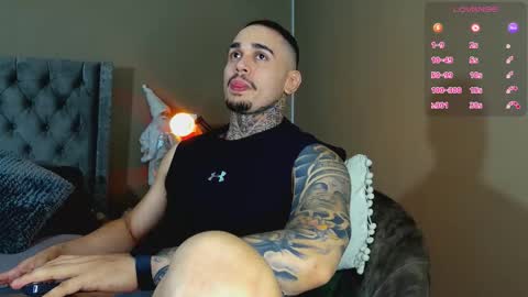 Snapshot of martin_colby05 chatting on November 22, 10:09 pm ONLYFANS Sotoandres modelo independiente online show from November 22, 10:09 pm